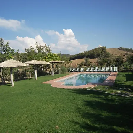 Agriturismo Poderuccio Farm stay